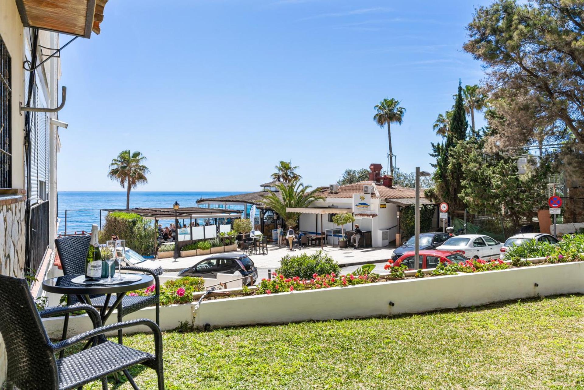 Beachfront Calahonda Apartment By Costarentals - Ref 89 Sitio de Calahonda Exterior foto