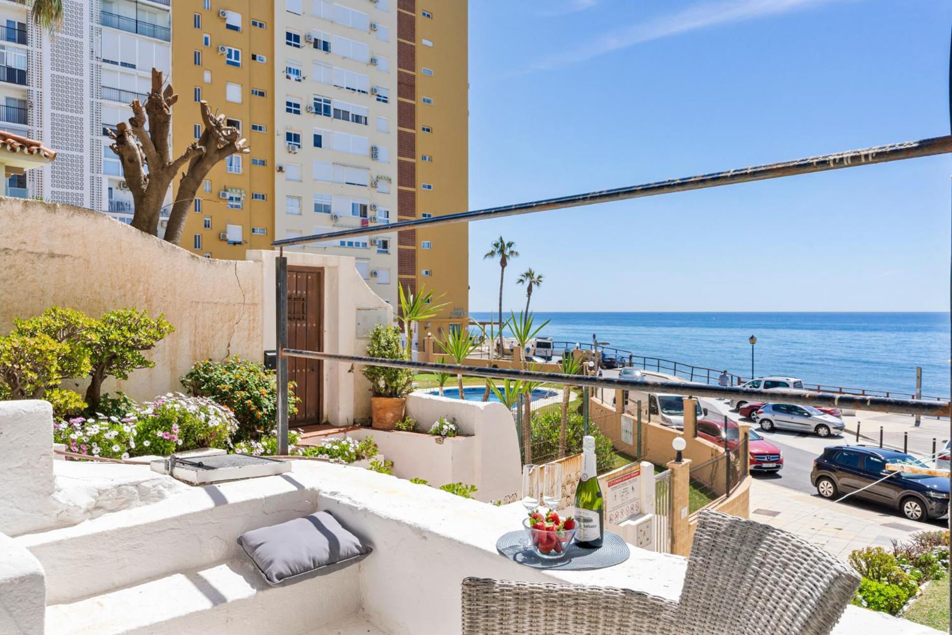 Beachfront Calahonda Apartment By Costarentals - Ref 89 Sitio de Calahonda Exterior foto